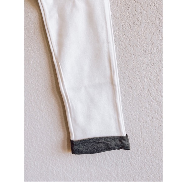 Sport Luxe Cropped Contrasting Ecru Grey Color Block Knit Jogger NWT - Picture 8 of 9